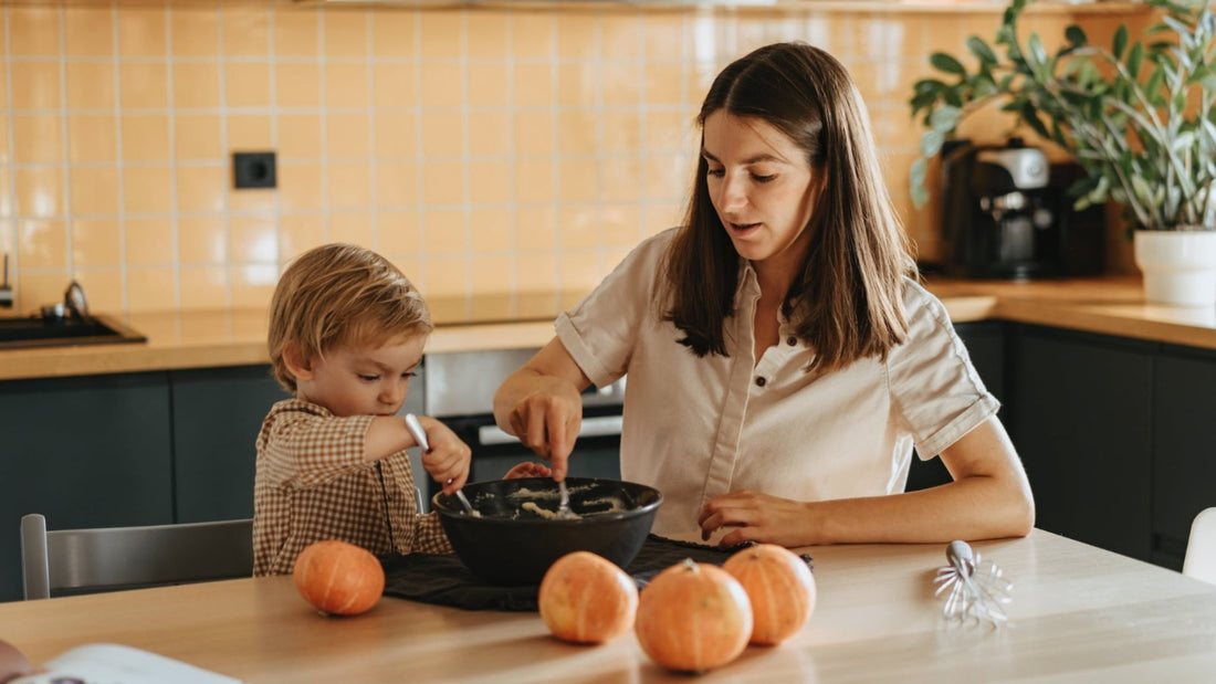 9 pistes pour faciliter l’autonomie de votre enfant en cuisine - Monti Family